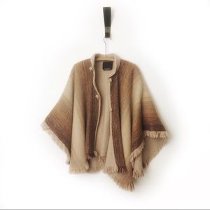 ⭐️ SOLD ⭐️ Vintage 70’s  “Lady Thompson” Wool Cape